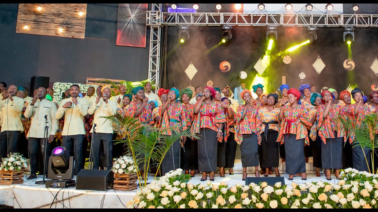 MBONA URUREMBO BY ELAYONO CHOIR ADEPR REMERA