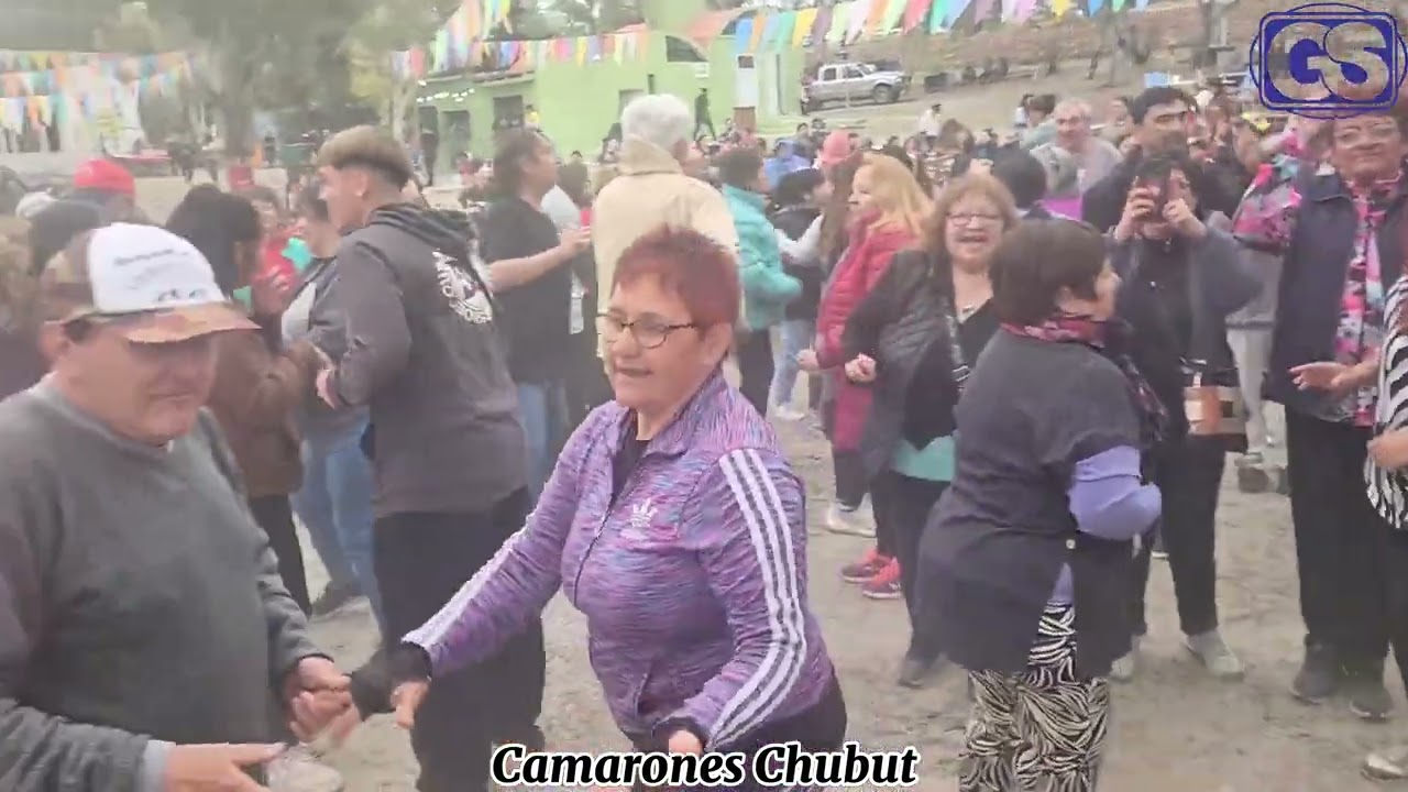 Grupo sensura Fiesta en Camarones Chubut.