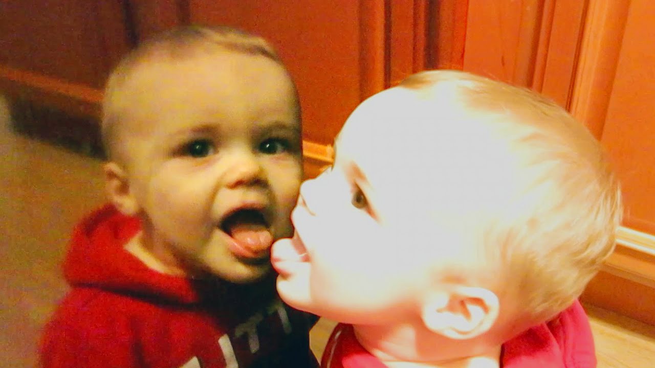 CUTE BABY LOVES REFLECTION!!