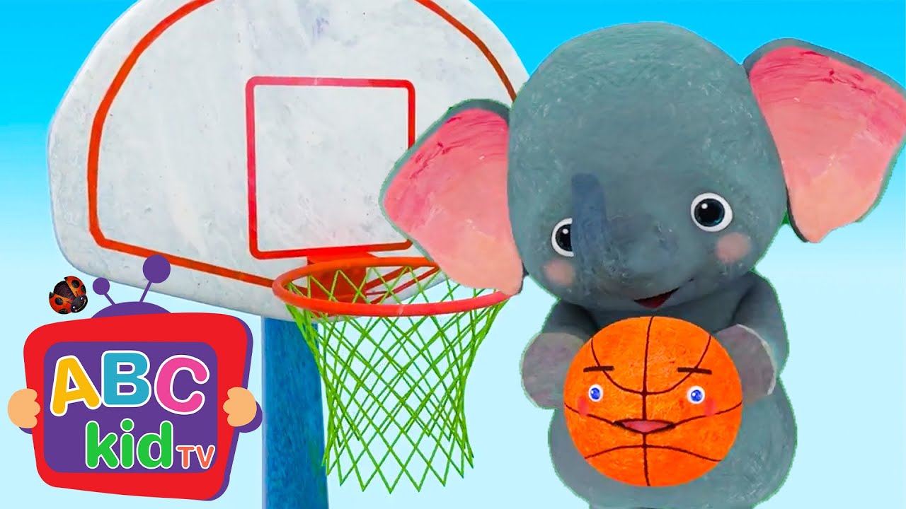 🎵 Kop, odbijaj i baw się! Piosenka o piłce sportowej | Historie o zwierzętach dla maluch&oacute;w - ABC Kid TV | Piosenki dla dzieci
