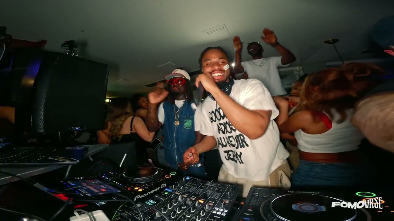 MIXRMOE | FOMOVRSE | AFROBEATS, AMAPIANO LIVE DJ MIX