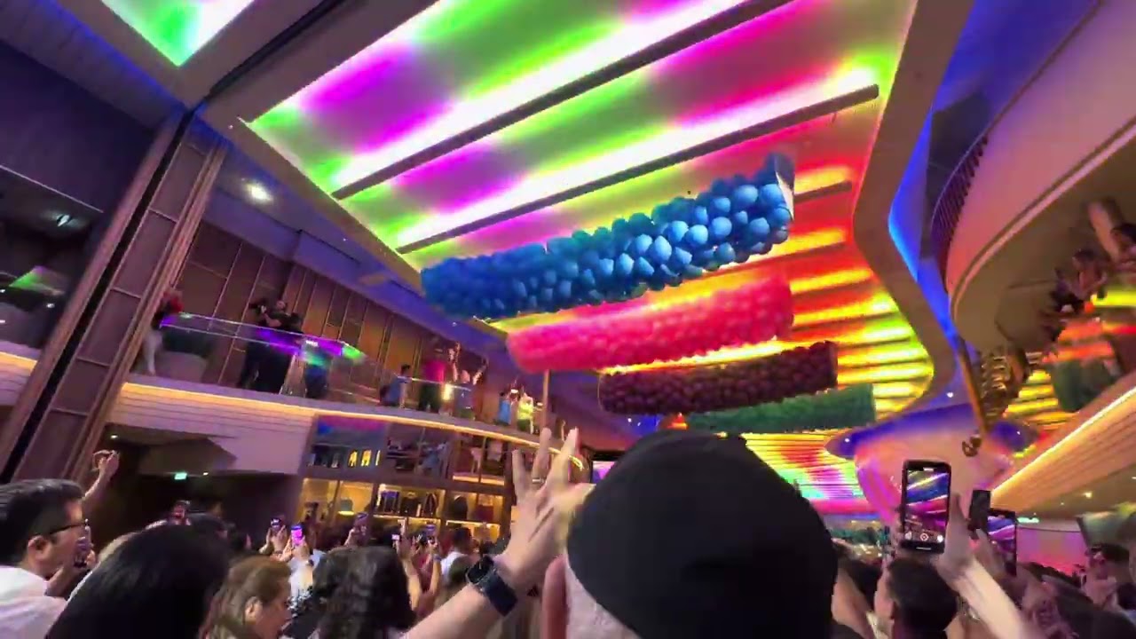 Royal Caribbean Icon of the Seas balloon drop 