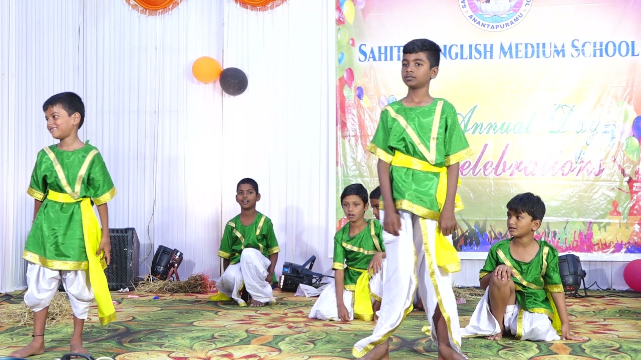 Padara padara song by Sahiithhi students