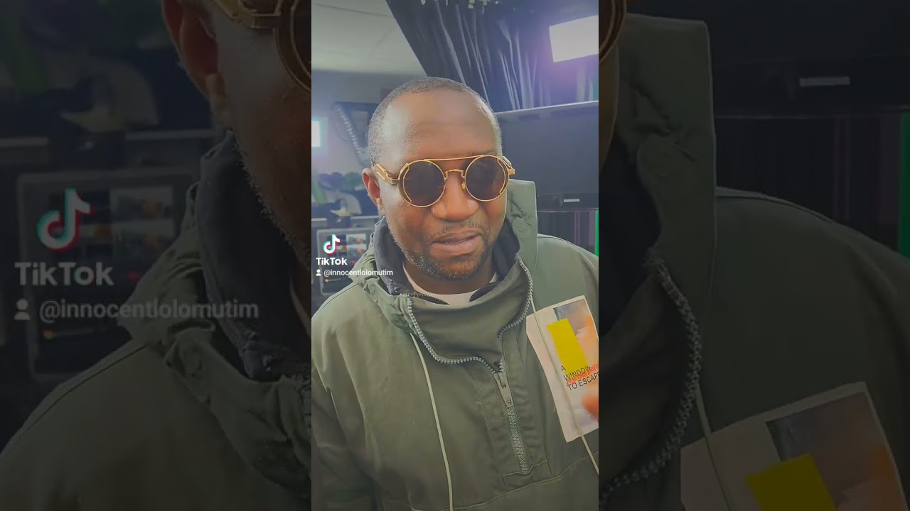 Les amis de King Kester Emeneya chez Pactole studios en sa mémoire