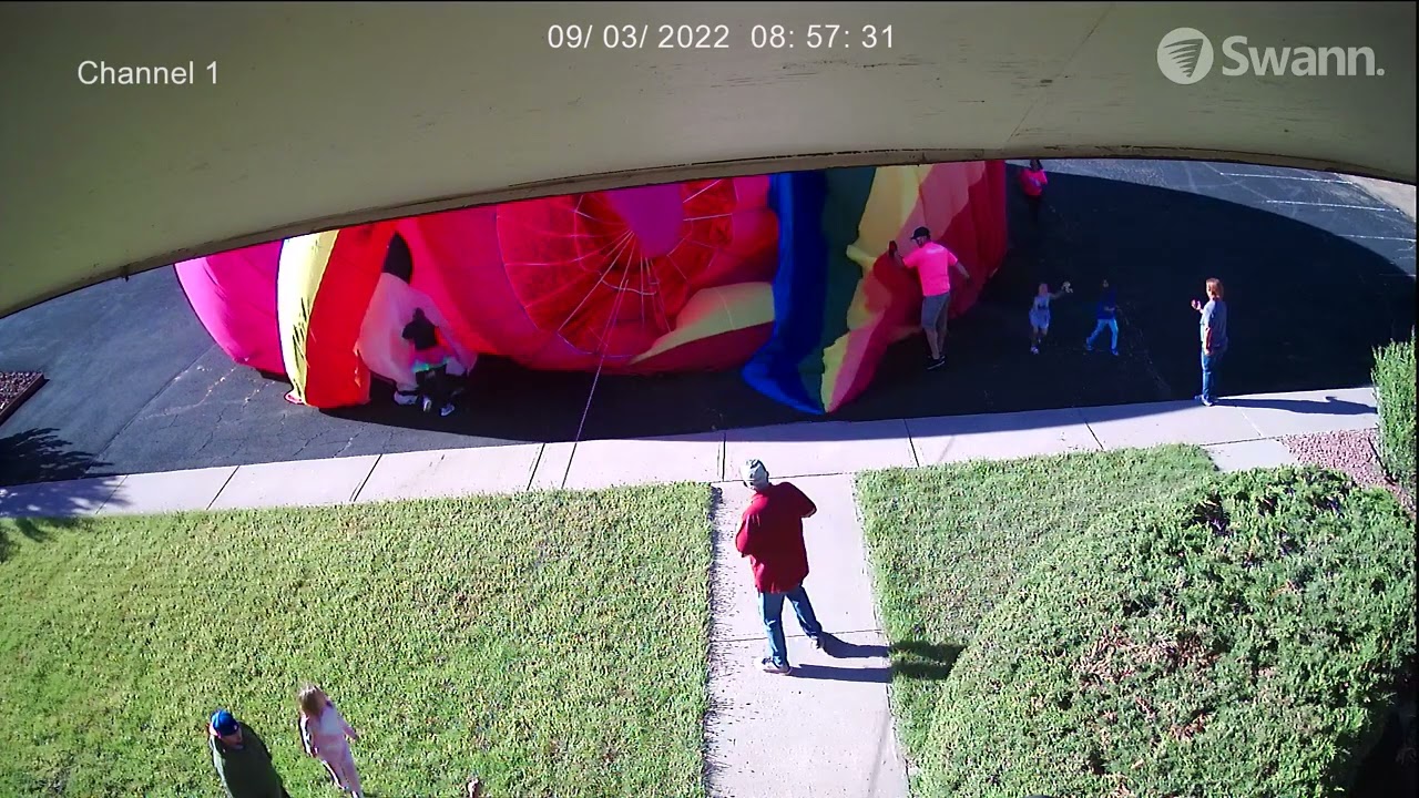 Allycorn, the pink unicorn hot air balloon landing in Church parking lot       (Part 2)