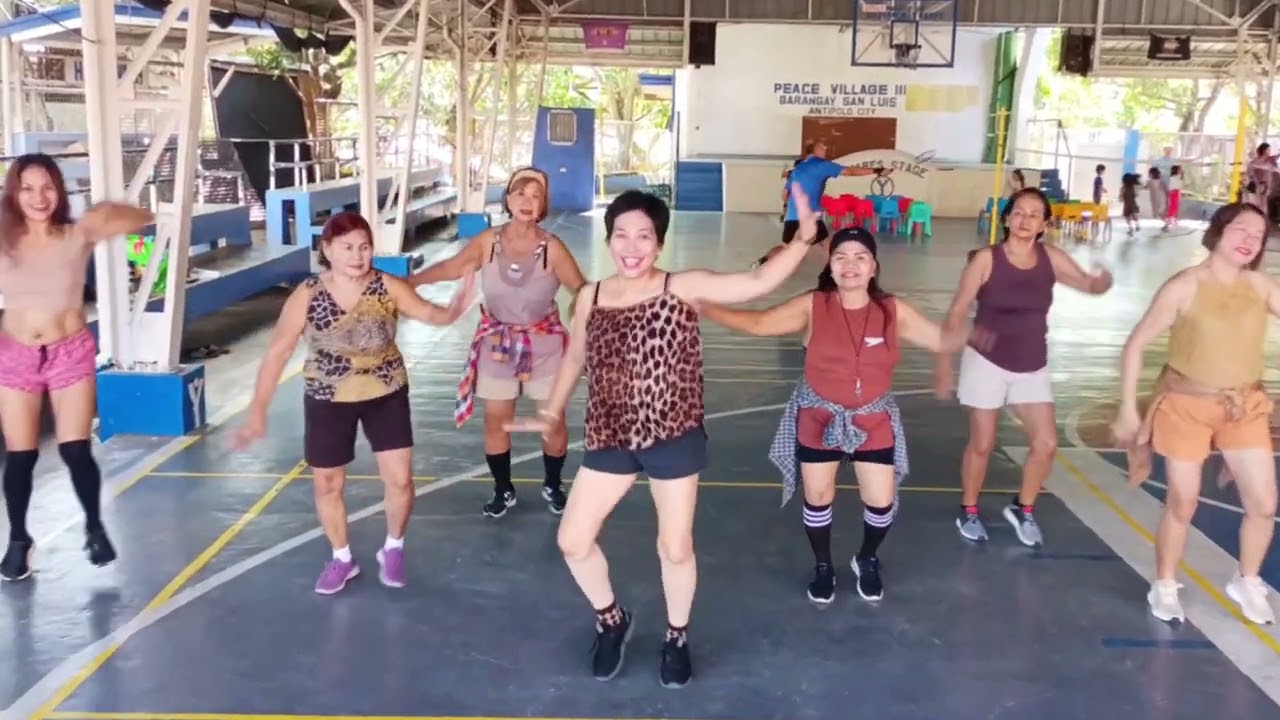 COMMENT CA VA/Dance Cover-Senior Groovy Momshies@Coach Wilda
