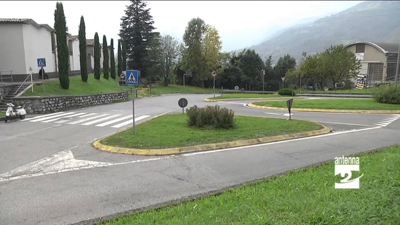 Casnigo vasca da un milione di euro sotto il campo sportivo Antenna 2 TV 03102014