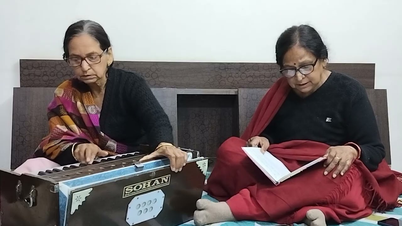 होली के अवसर पर हार्दिक शुभकामनाएं #  होली गीत # हो मुबारक सबको ये शुभ घडी 