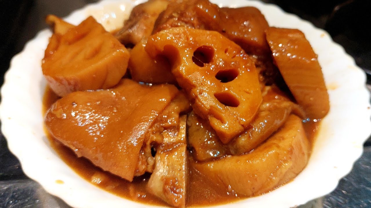Braised Pork Leg with Lotus Root