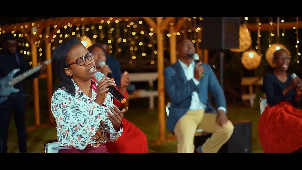 MWENDA. A. SHIMUNZHILA MWIINGA - EMPTY & BROKEN (Official Live performance)