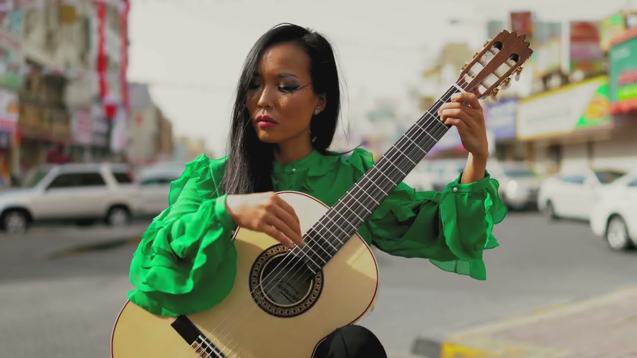 Capricho Arabe (F.Tarrega) | Thu Le Signature Raimundo Guitar