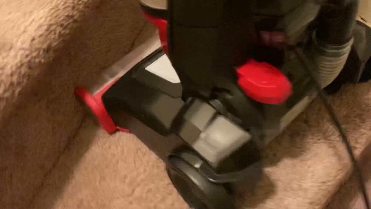 King Fyz Approved Royalty Reviews the Bissell Cleanview vacuum ( Do it really work )