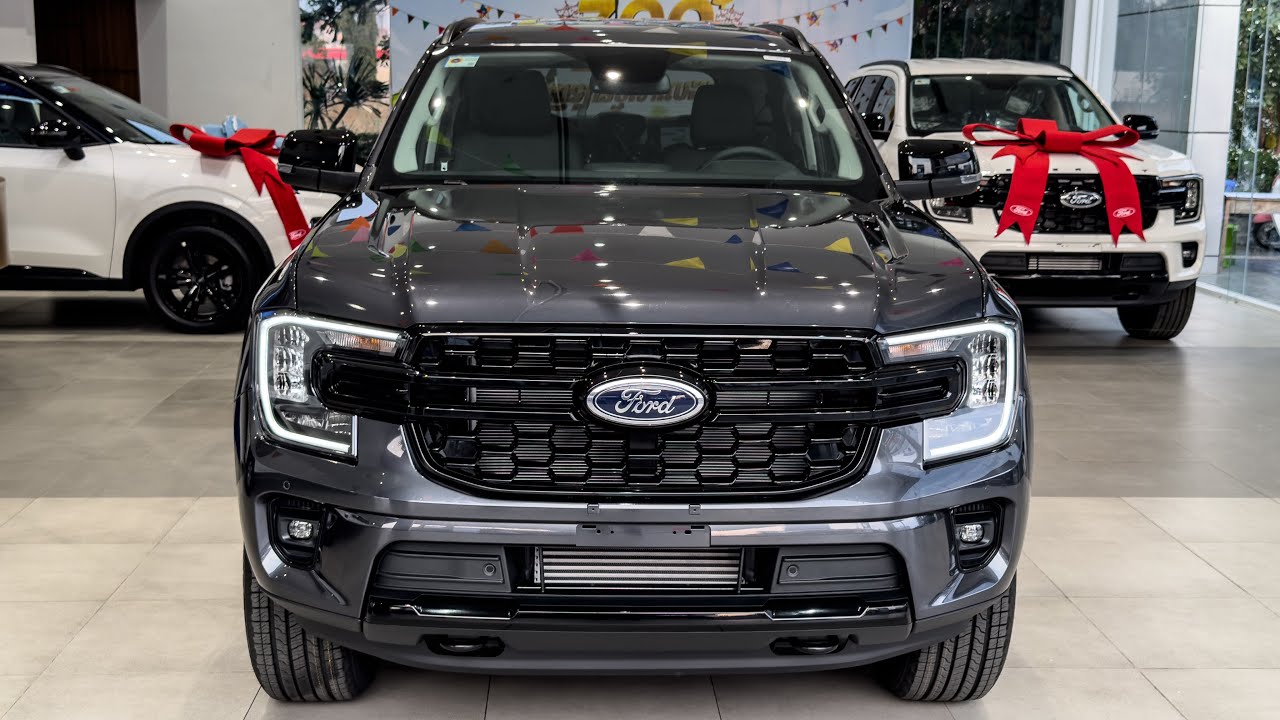 New 2025 Ford Everest SPORT : 7Seats Luxury SUV | New Color Review