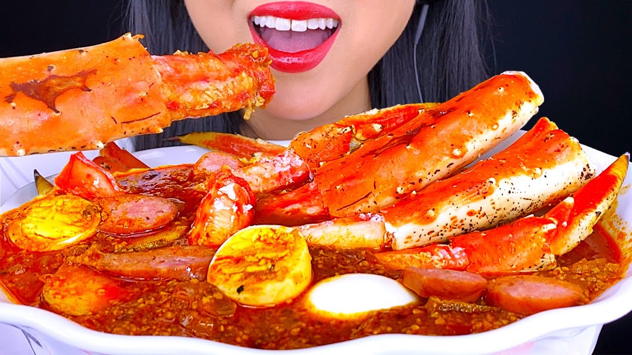 ASMR GIANT DESHELLED KING CRAB SEAFOOD BOIL | MUKBANG | ASMR Phan