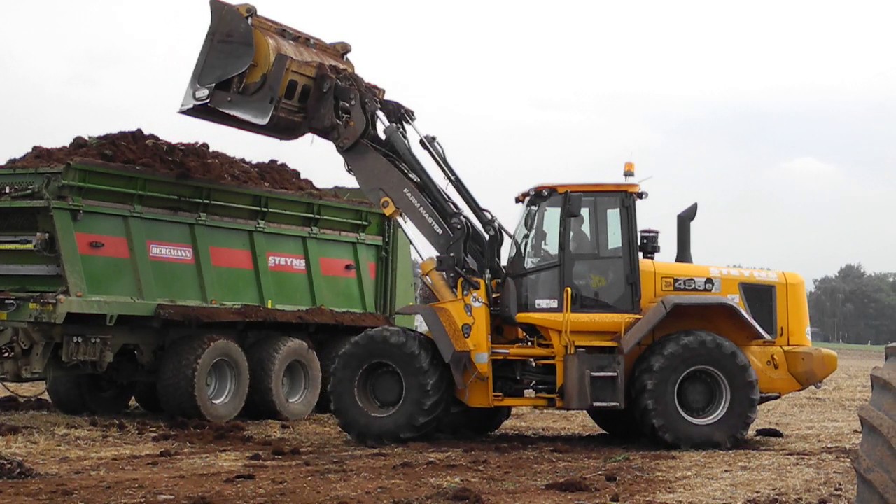Jcb 456agri + 2x Fendt mit Bergmann streuer am Kompost streuen
