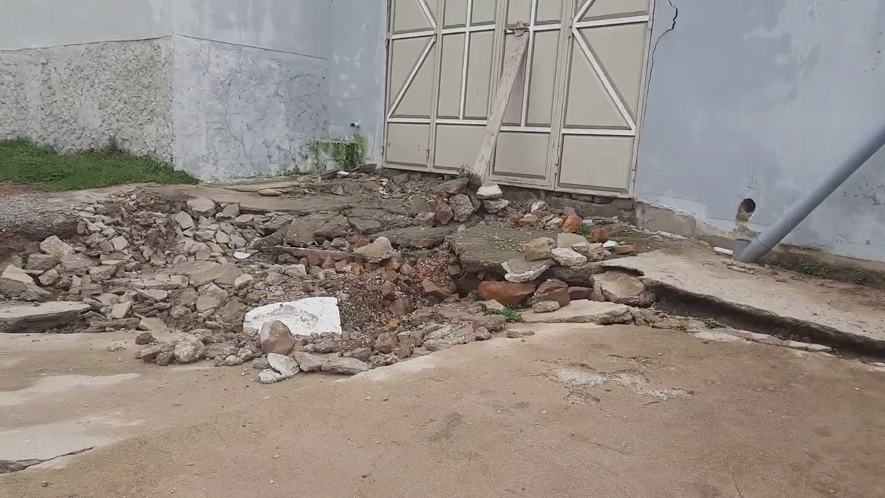 قرية غوجن بالقصر الصغير وما سببه تساقط الأمطار