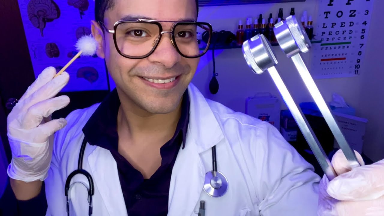 ASMR Limpieza y Examen De Oido (Examen Medico Español) Para Domir Y Relajarse
