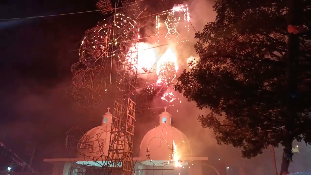 Quema de 1er Castillo en honor al patrón San Agustín 2023 #guerrero #tradiciones #youtubeshorts