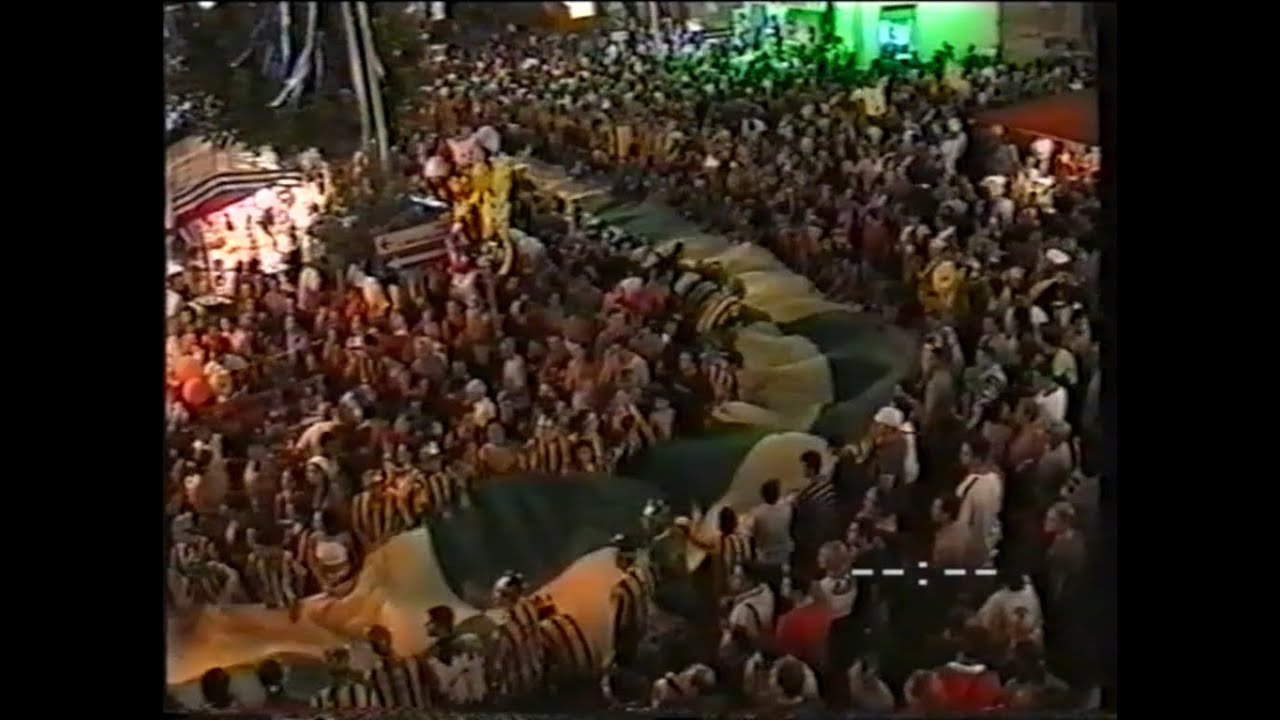 Brusciano 2000 - Paranza Gioventù, esibizione sulla nazionale