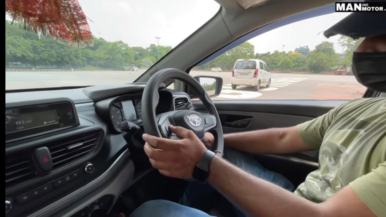 Is Altroz XE Rhythm Most Value for Money Tata Car ? Ownership Experience