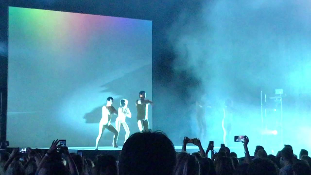 Sia Live Hollywood Bowl The Greatest