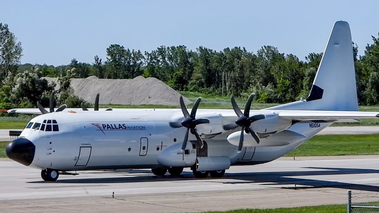 *FIRST VISIT* Lockheed Martin's LM-100J (C130) FIRST VISIT to Montreal (YMX/CMX)