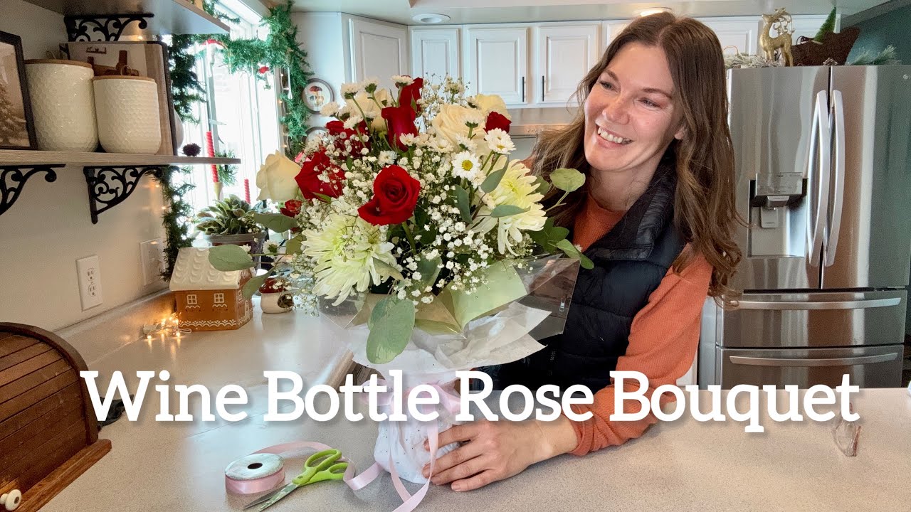 This Valentine Rose Bouquet on a Wine Bottle Is So Simple & Romantic 🌹