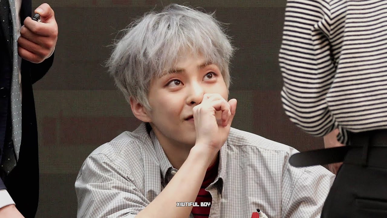 [4K] 180422 첸백시 고양 팬싸인회 _ 시우민 다정한 눈빛 보고 가세요 / EXO-CBX XIUMIN focus.