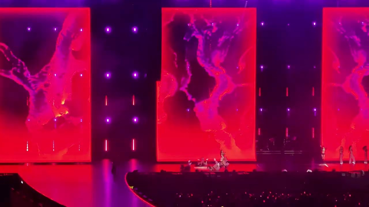 Playing With Fire | Day 3 | BLACKPINK DEADLINE World Tour | HONG KONG