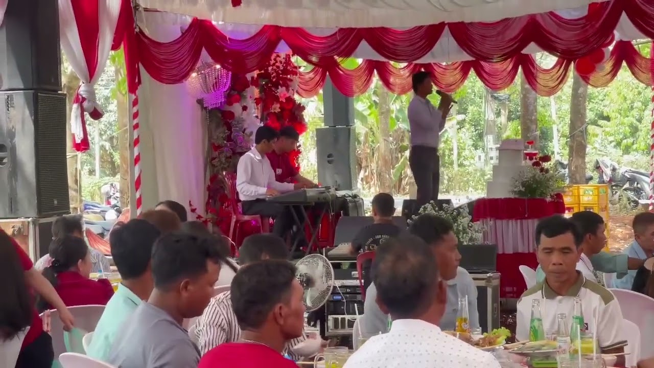 Đám cưới Đồng Nai hát bài khmer 1