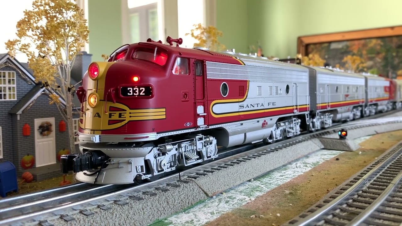 Lionel Santa Fe F7 ABA War Bonnet Super Chief