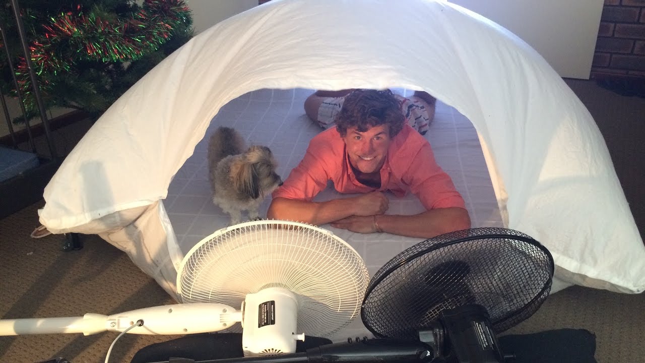 FAN FORCED BLANKET FORT  - AMAZING AND EASY