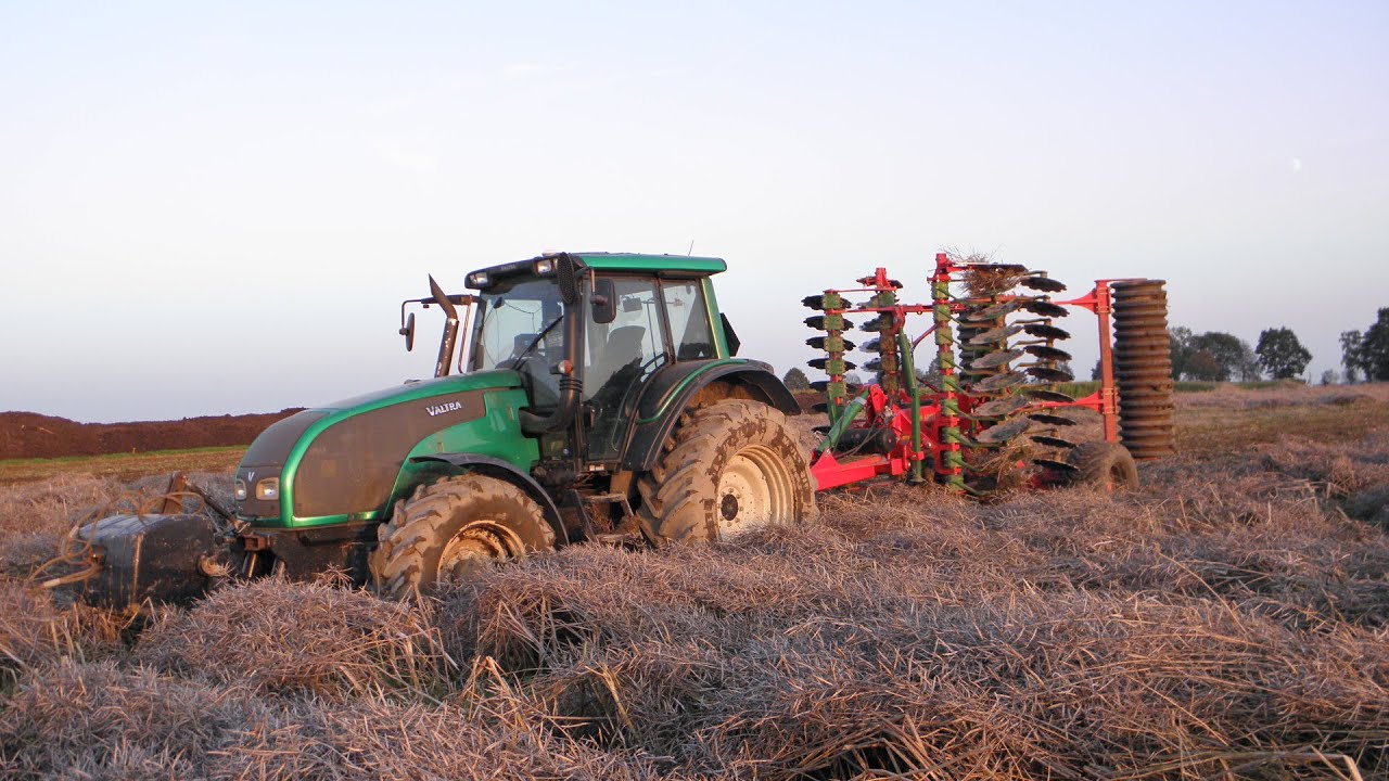 Mokre talerzowanie 2017 | Valtra T121 | UNIA ares HP XL | URSUS 1634 |