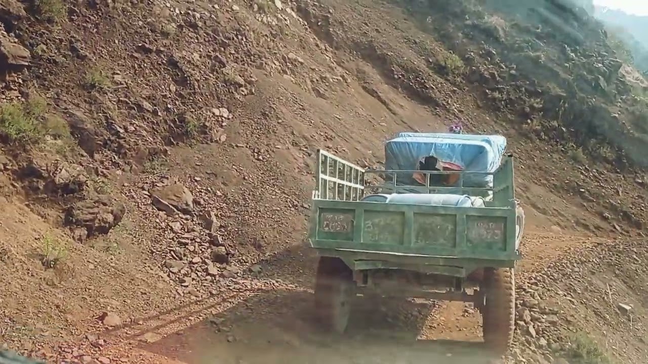 DANGER VILLAGE ROAD OF NEPAL.
