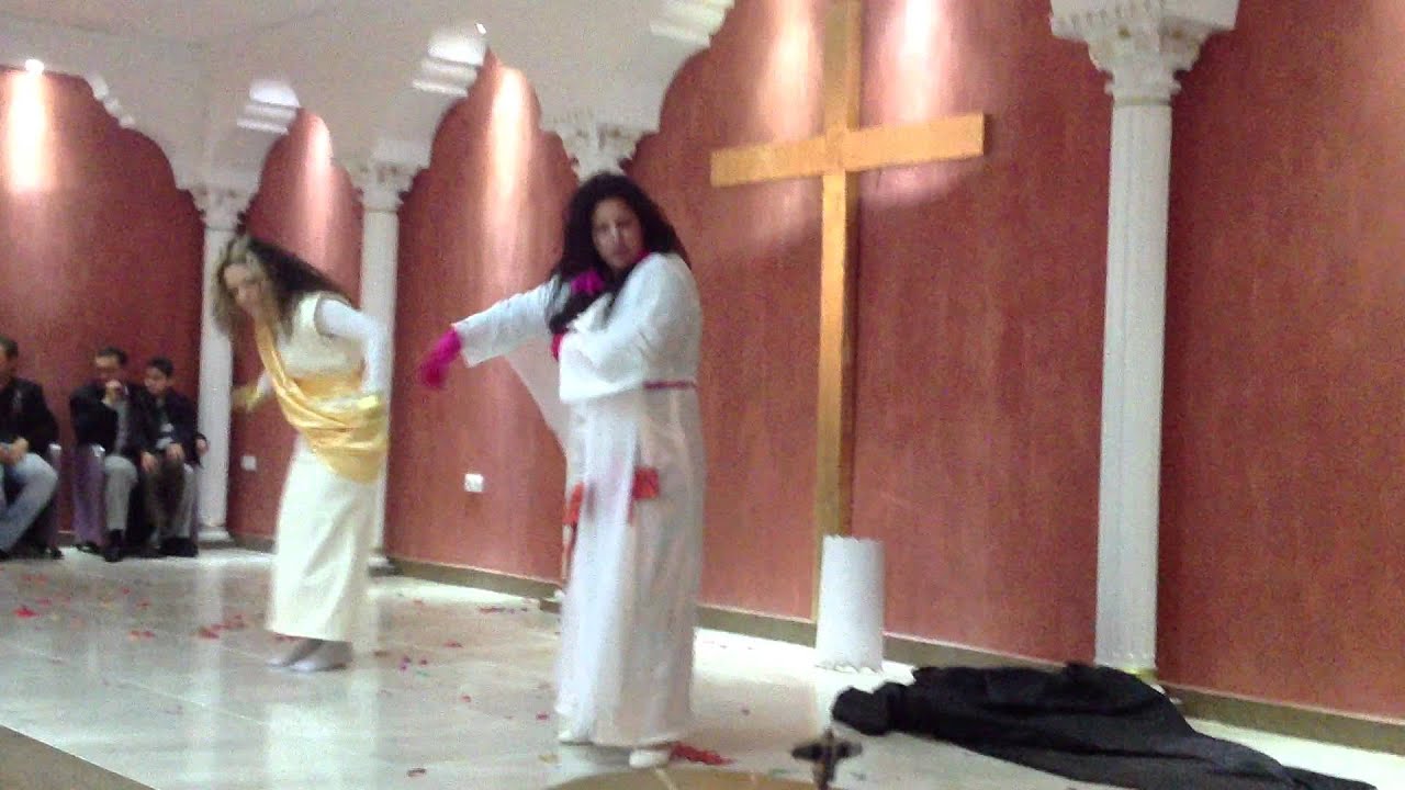 DANZAS IGLESIA VALL D'UIXO HERMANA EMILIA