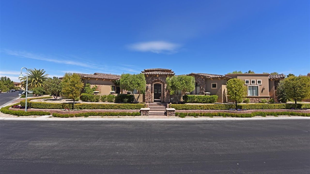 Las Vegas Mansion Tour | $1.65 Million Dollar Home | Luxurious Single-Story Estate with a Basement