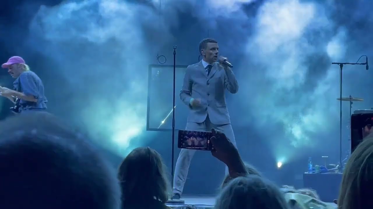 Hugorm - Omvender (Live Tivoli Kbh 2. sep. 2022)