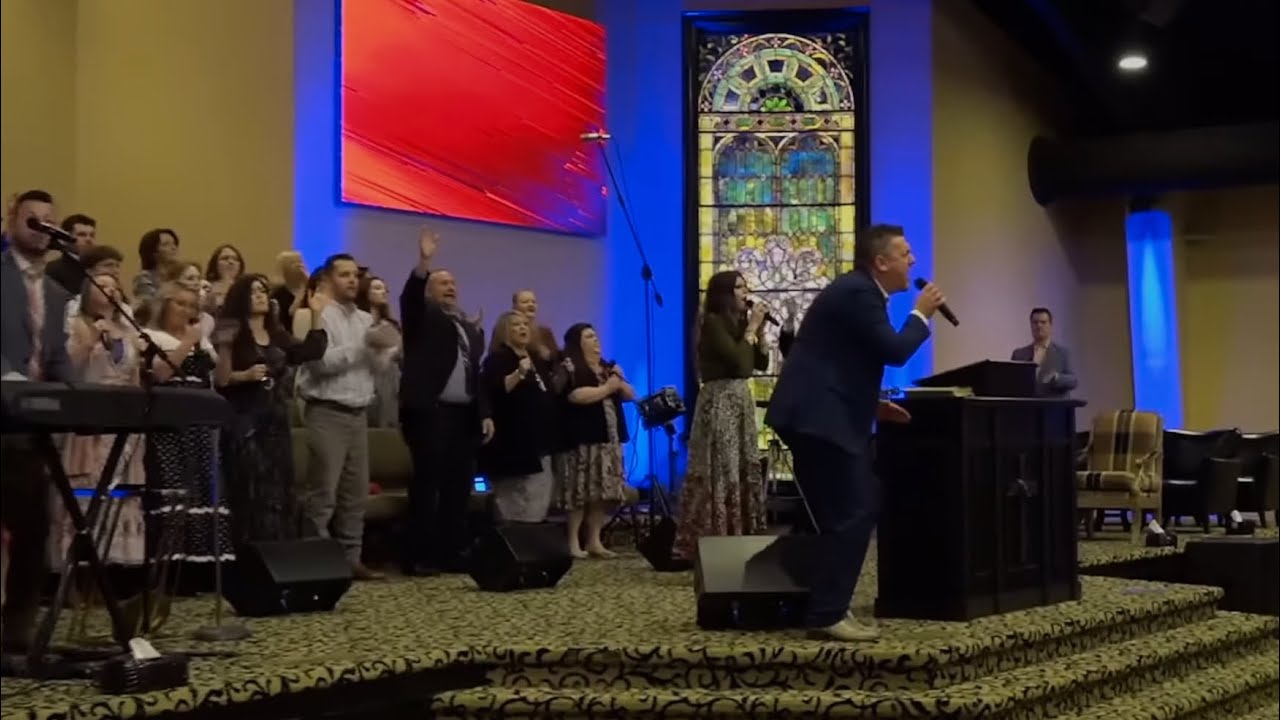 Home Gates/Just Soon As My Feet Strike Zion (Live at Redemption Road Church Campmeeting)