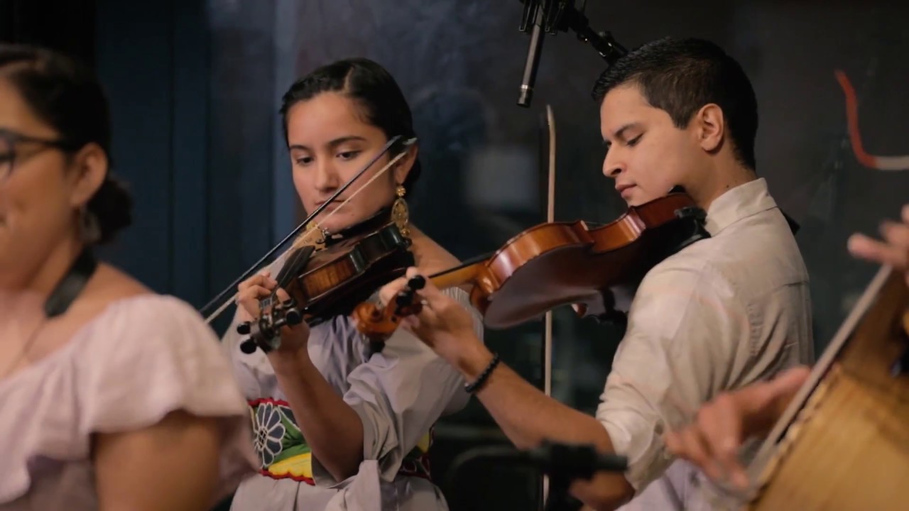 Los Cenzontles Juvenil -  La Banda