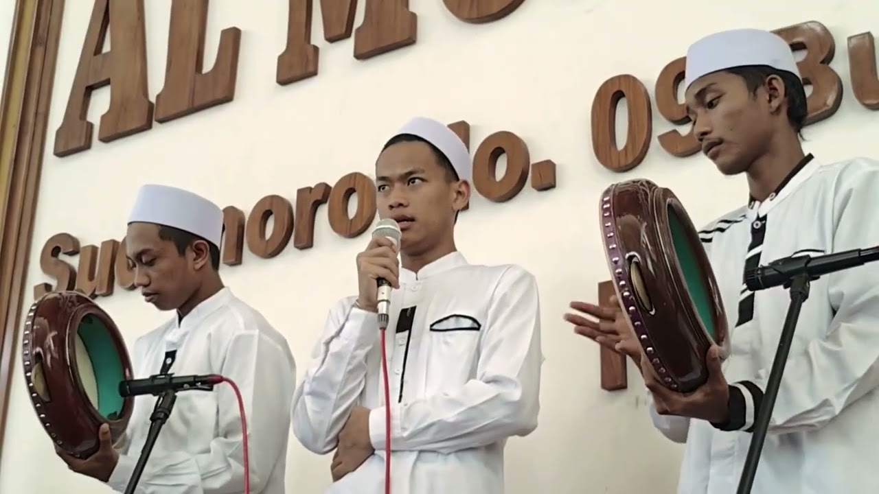 Triwulan Idharoh Ghusniyah kec. Bululawang di PP. Al-munawwariyah sudimoro