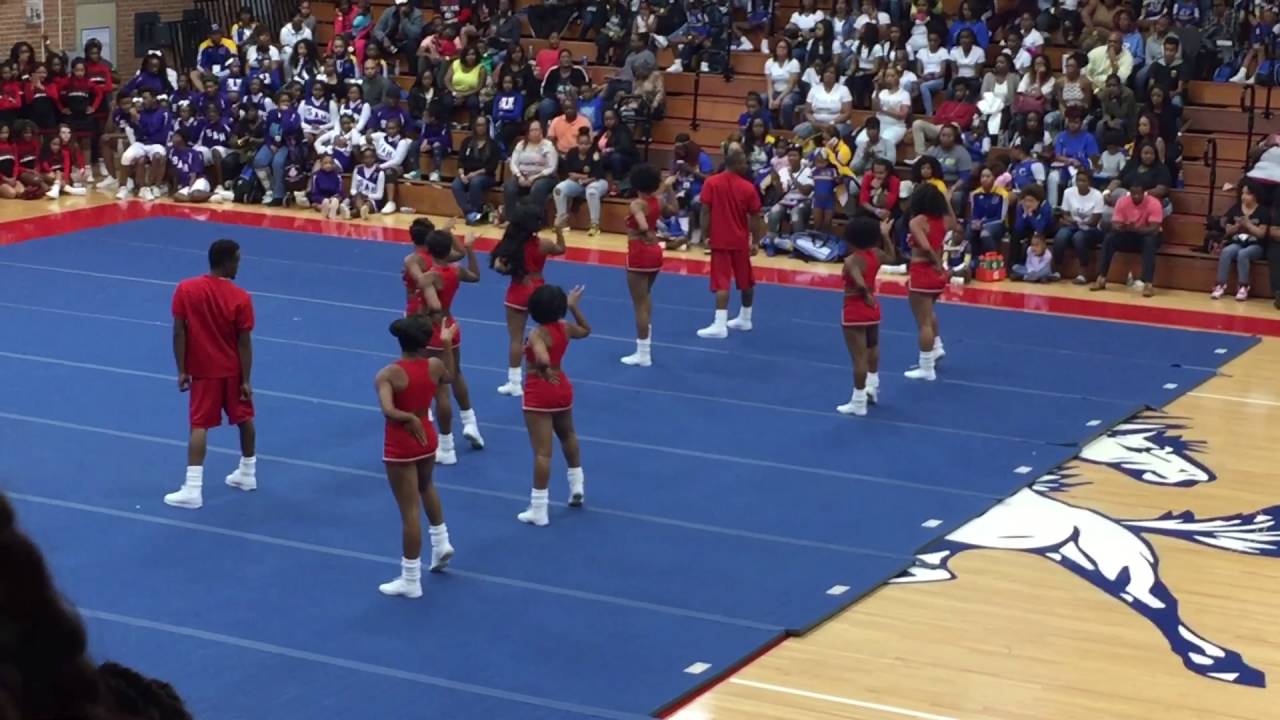 WSSU Cheerleaders Red Team 2016