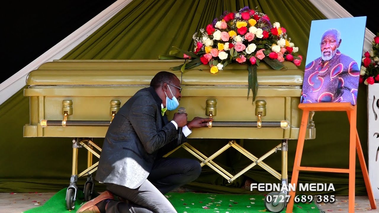 EMOTIONAL!!Stephen Nzuki Mutisya Could not hold his tears during his dads burial. 103 years