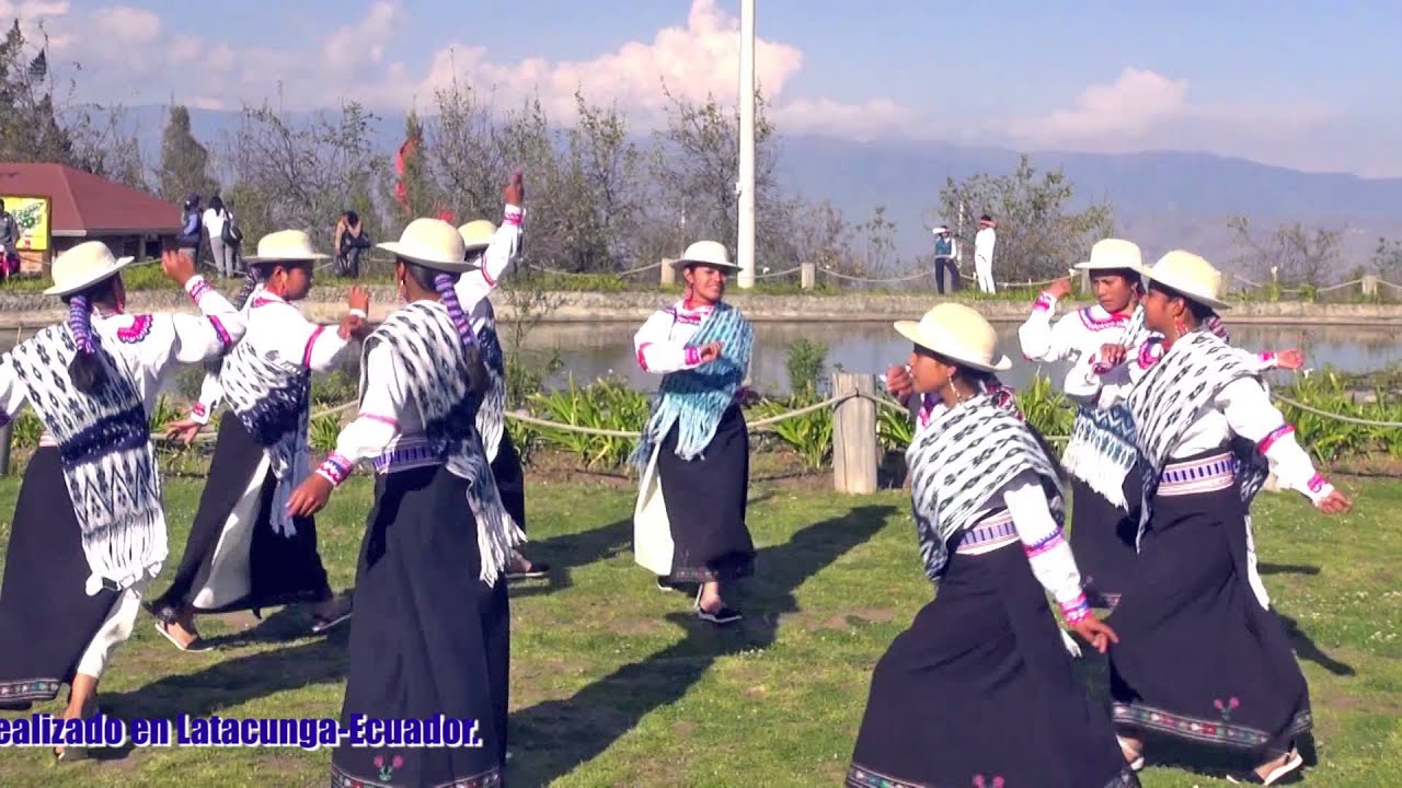 DANZA ROSAS DE SARON