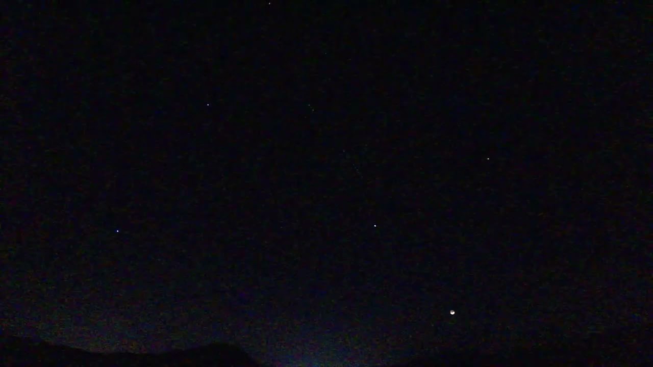 銀河鉄道の夜その２（スターリンク衛星2025.4.29）