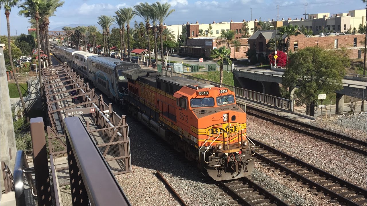 Amtrak & Metrolink HD 60fps: Action @ Fullerton w/ BNSF GE AC4400CW 5613 on Metrolink (3/6/16)