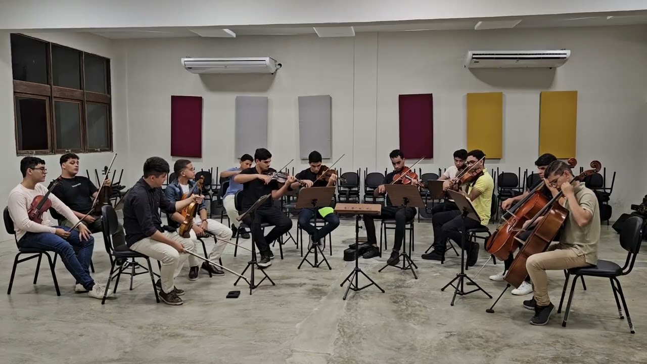 Hino 205 | Salvo por Seu poder