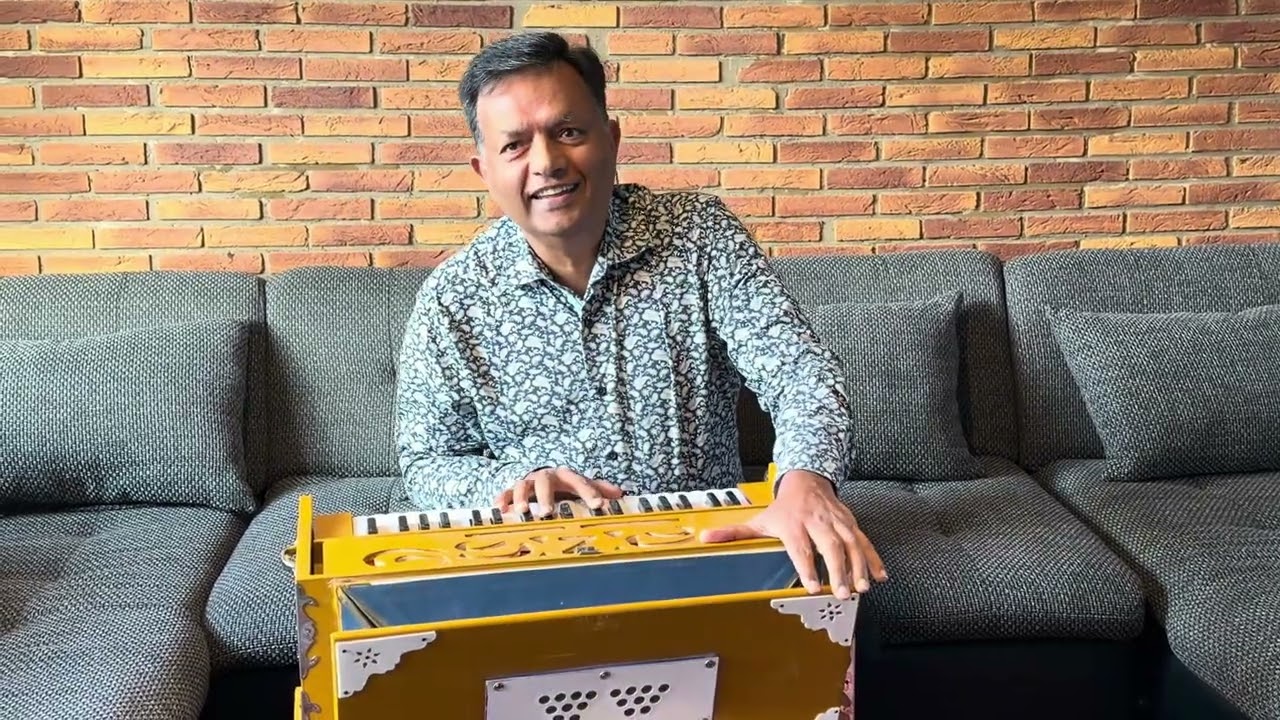 Kabi Taron pe chaltay Singer  Composer Younas mehdi 