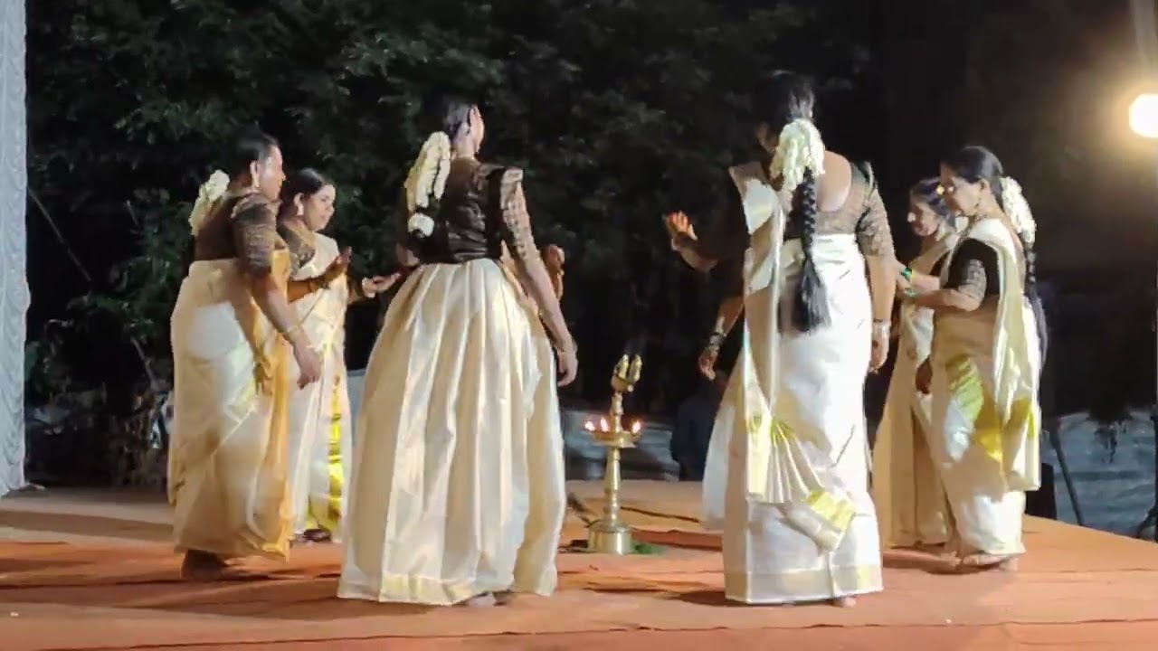 ചിറപ്പുറത്ത് അമ്പലത്തിൽ തിരുവാതിരയുടെ ഒരു ചെറിയ ഭാഗം