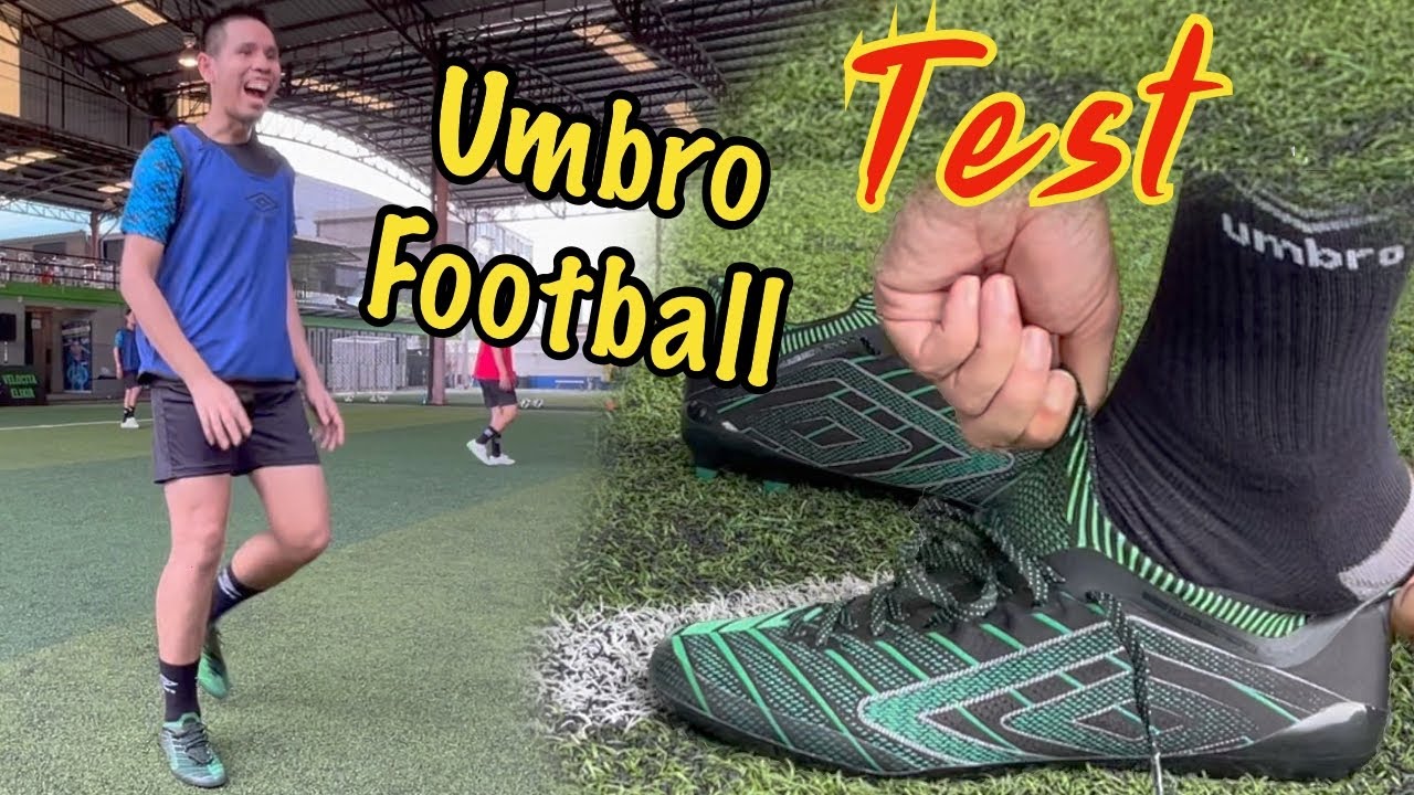 เทสสตั๊ดอัมโบรสายสปีดครั้งแรก ใส่เล่นหญ้าเทียมจะเป็นยังไง ? Umbro football Boots trial Event |Skony7