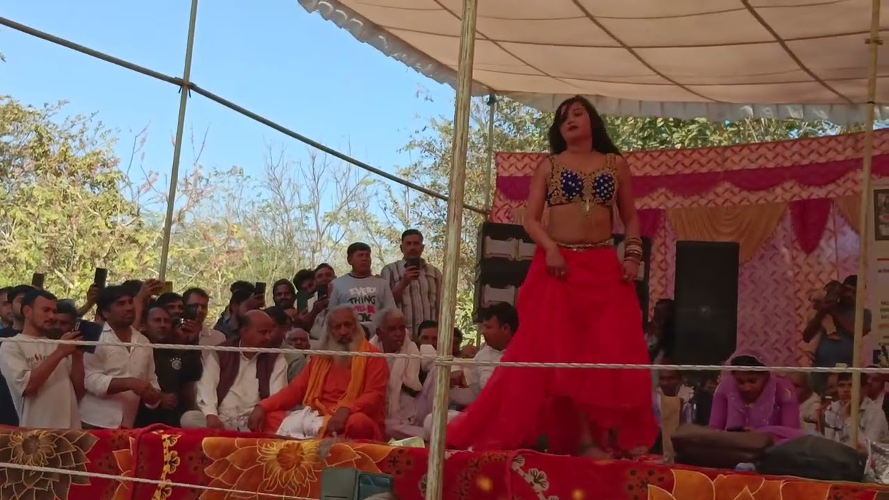 Komal rangeeli dance